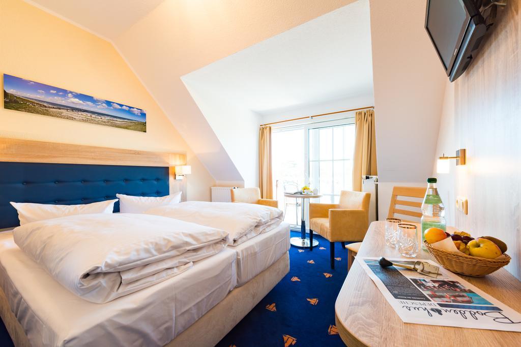 זינקסט Hotel Boddenhus Garni מראה חיצוני תמונה