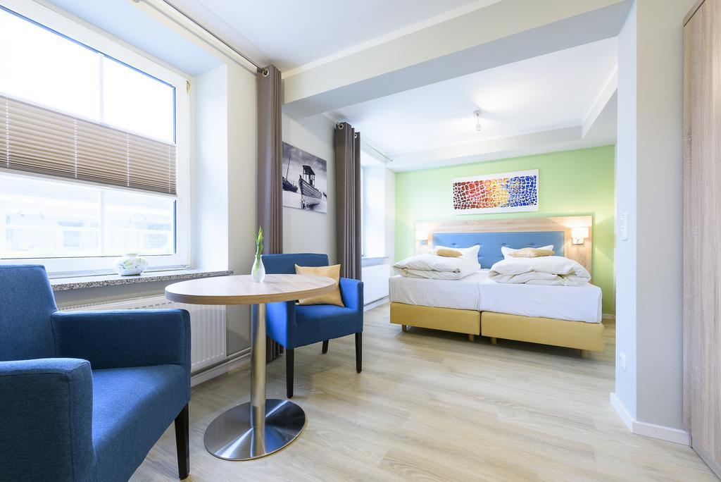 זינקסט Hotel Boddenhus Garni מראה חיצוני תמונה