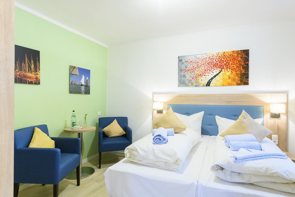 זינקסט Hotel Boddenhus Garni מראה חיצוני תמונה